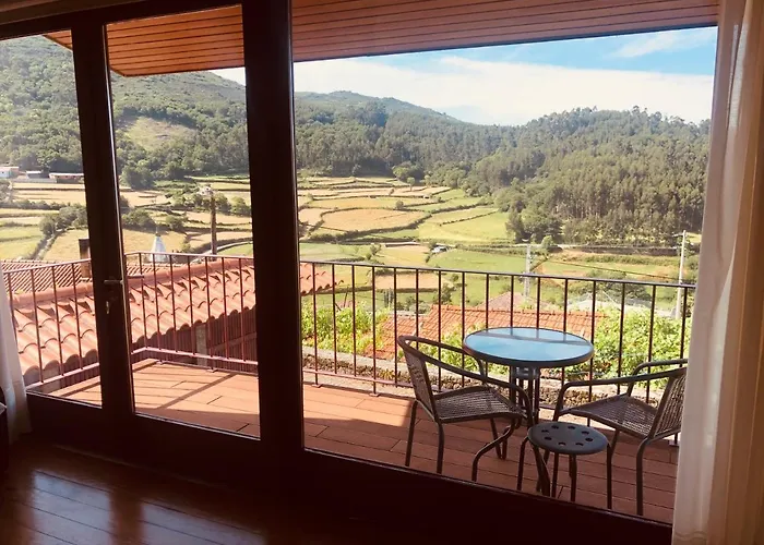 펜션 Casa De Labrujo - Vista Panoramica E Tranquilidade 폰테 데 리마